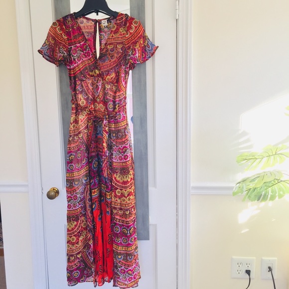 Anthropologie Akemi + Kin  Chiffon Maxi Dress - Picture 3 of 8